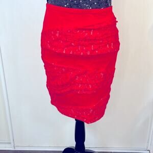 Victoria’s Secret Body Chic Sexy Red Ruched Lace Bodycon Pencil Skirt size 10